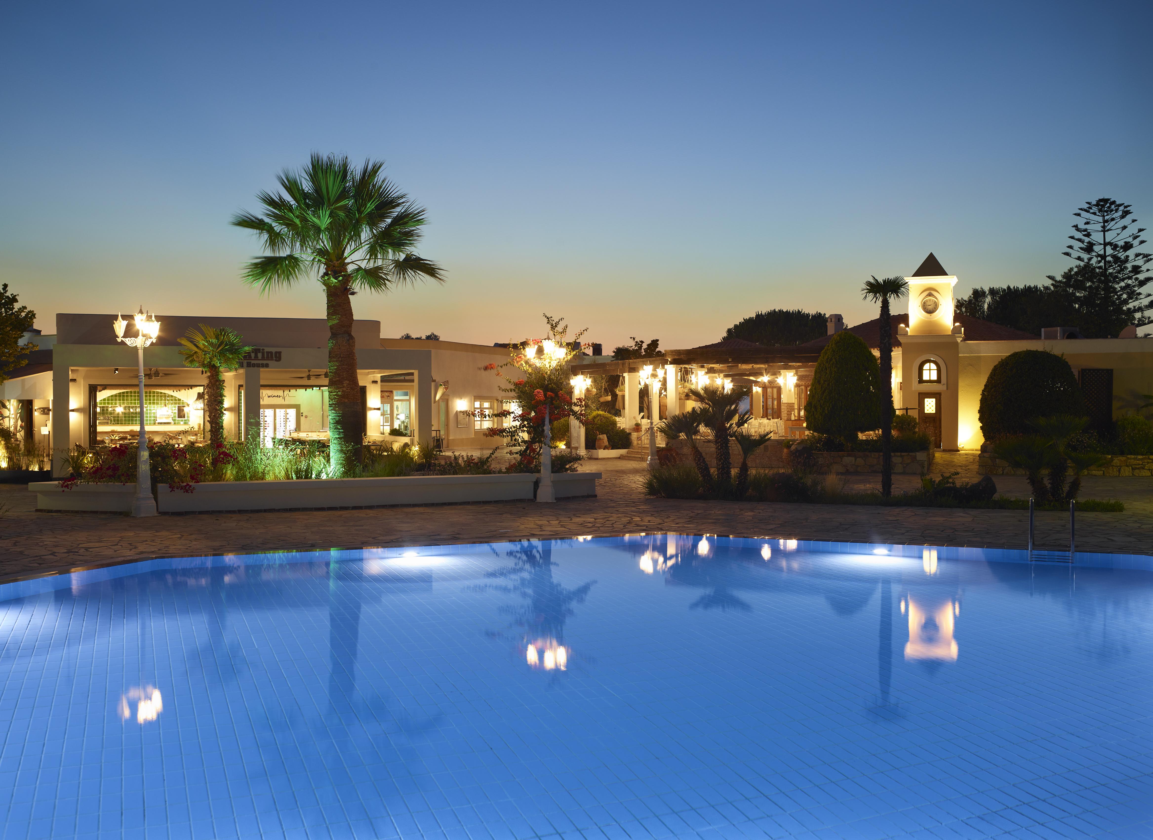 Neptune Luxury Resort Mastihari Exterior foto