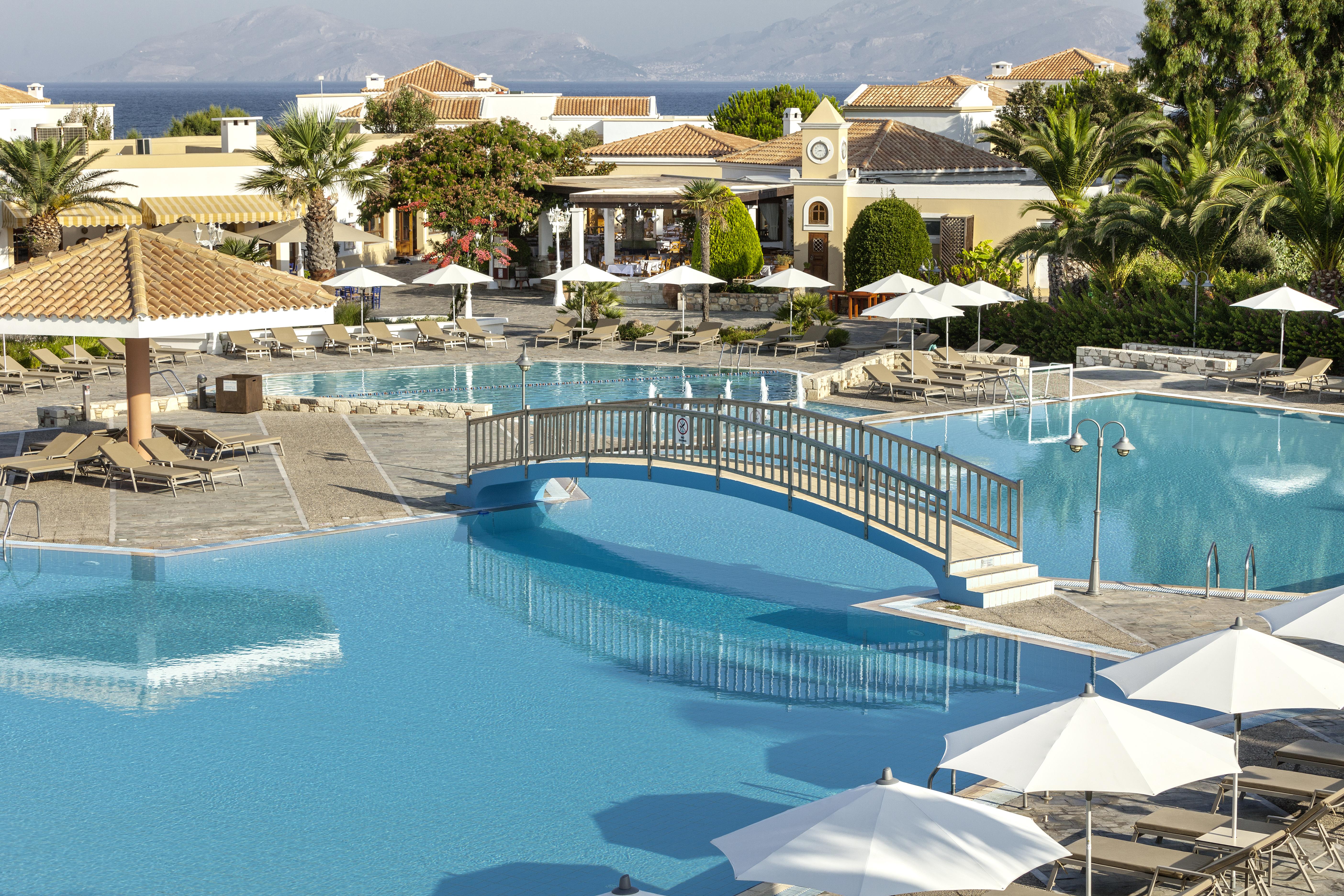 Neptune Luxury Resort Mastihari Exterior foto