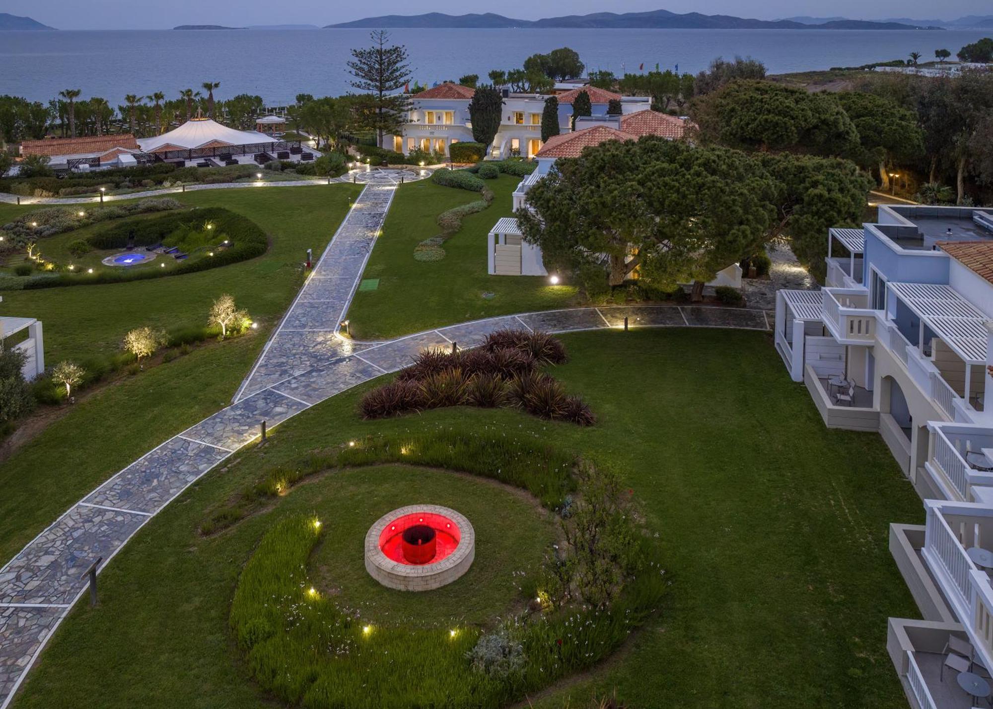 Neptune Luxury Resort Mastihari Exterior foto